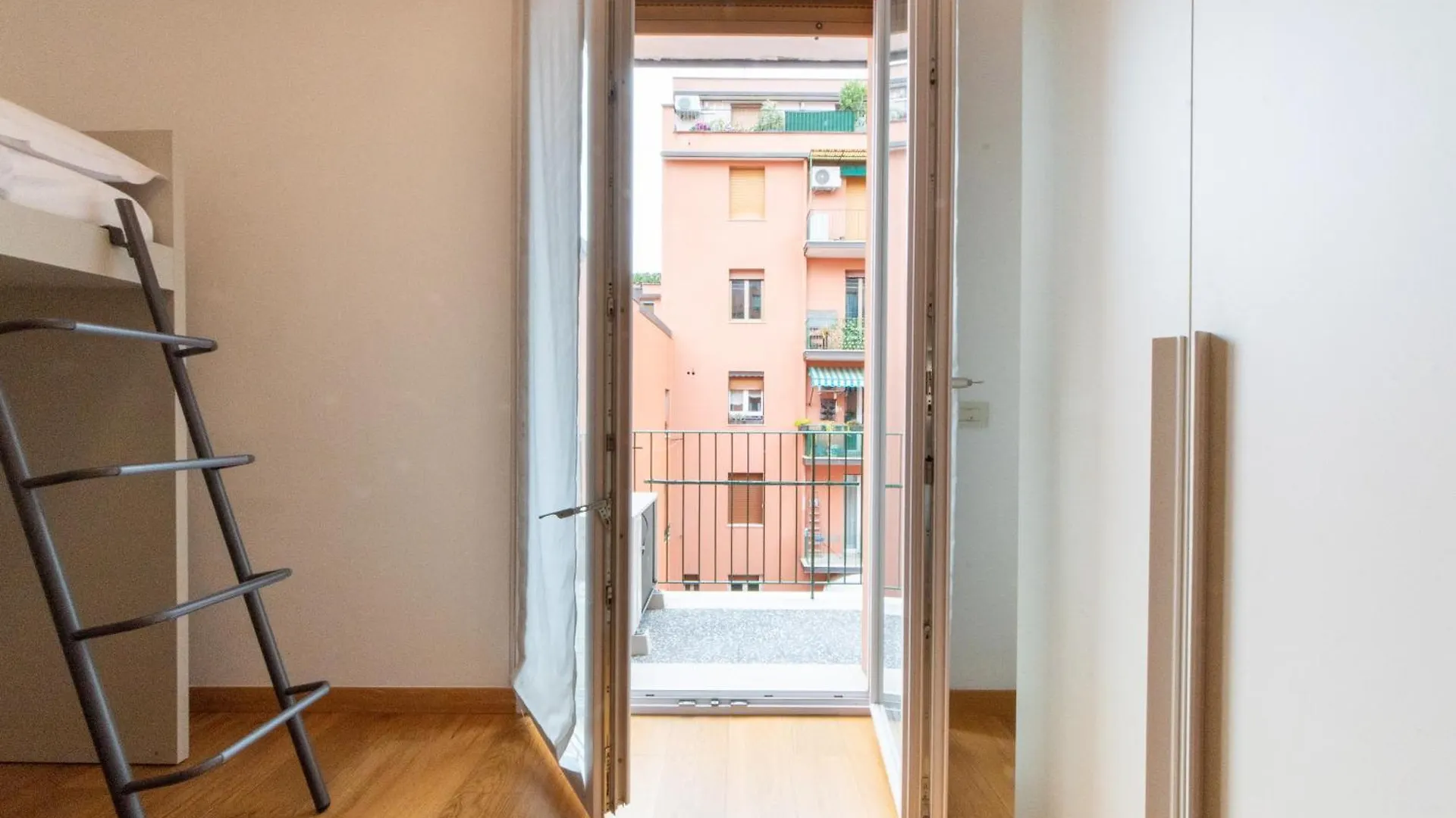 Isaia Home Bologna 0*,  Italy