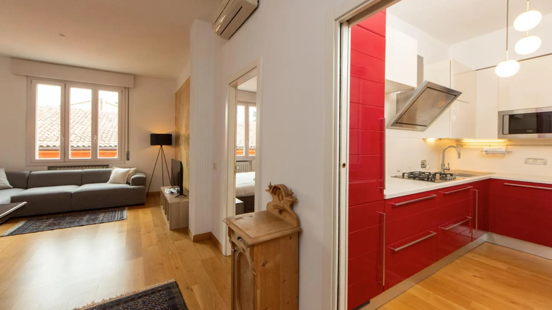 Apartment Isaia Home Bologna Italy